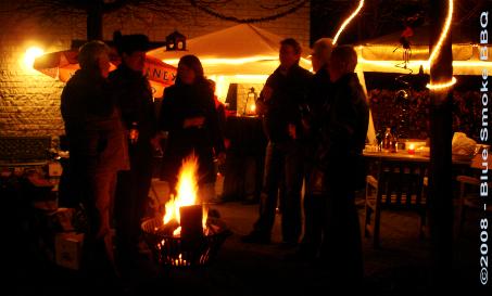 Foto van een Turkey Burn, tof en gezellig Winter Barbecue feest.